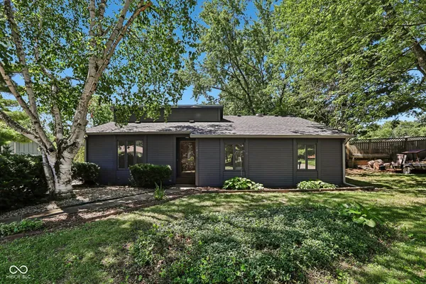 $269,900 | 4037 Hillendale Drive, Greenwood, IN 46142