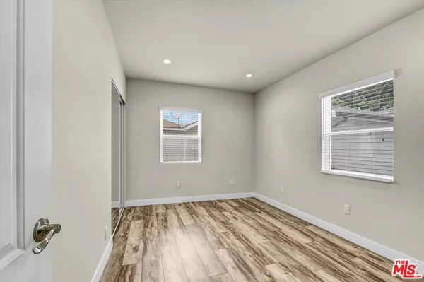 $3,500 | 18749 Gault Street, Reseda, CA 91335