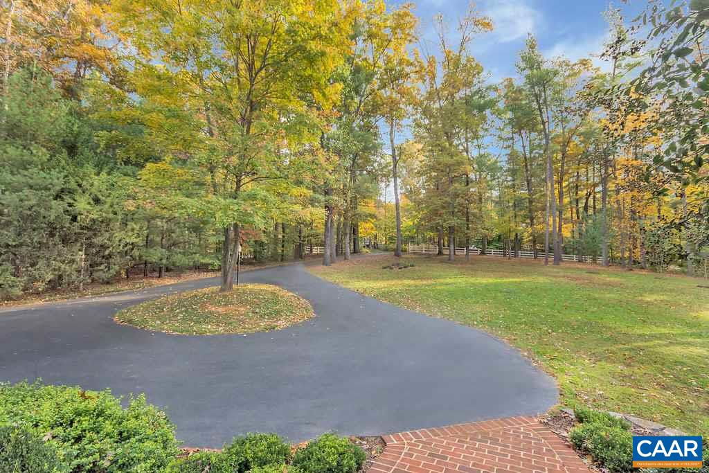 3098 Beau Mont Farm Road Charlottesville, VA 22901 - Photo 5 of 50 Gallery Image 5