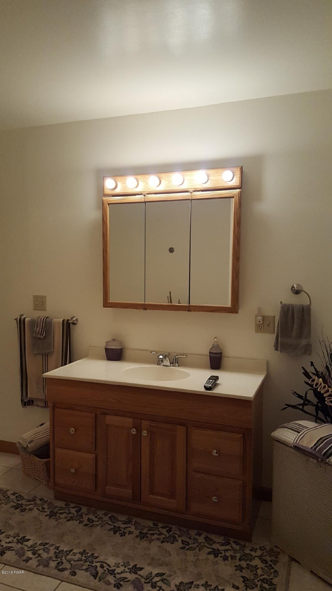 74 Ruffed Grouse Road Lakeville, PA 18438 - Photo 24 of 33 Master Bathroom