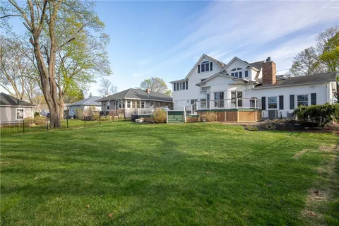$2,300,000 | 1090 Buttonwoods Avenue, Warwick, RI 02886