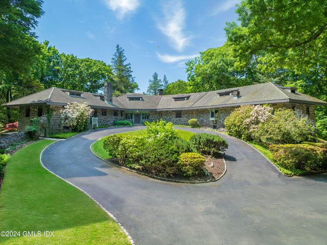 $5,250,000 | 14 Zaccheus Mead Lane, Greenwich, CT 06831