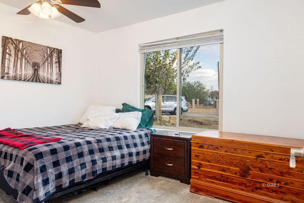 420 Debra Lane Ridgecrest, CA 93555 - Photo 15 of 34 Gallery Image 15