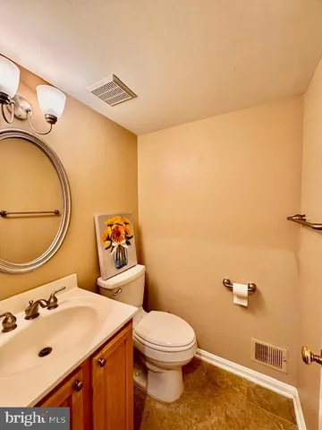 $3,900 | 5139 Woodmire Lane, Alexandria, VA 22311