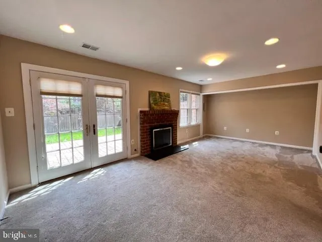 $3,900 | 5139 Woodmire Lane, Alexandria, VA 22311