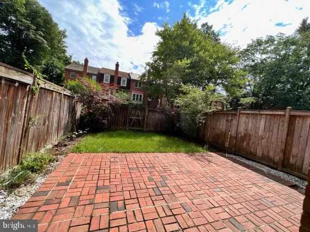 $3,900 | 5139 Woodmire Lane, Alexandria, VA 22311