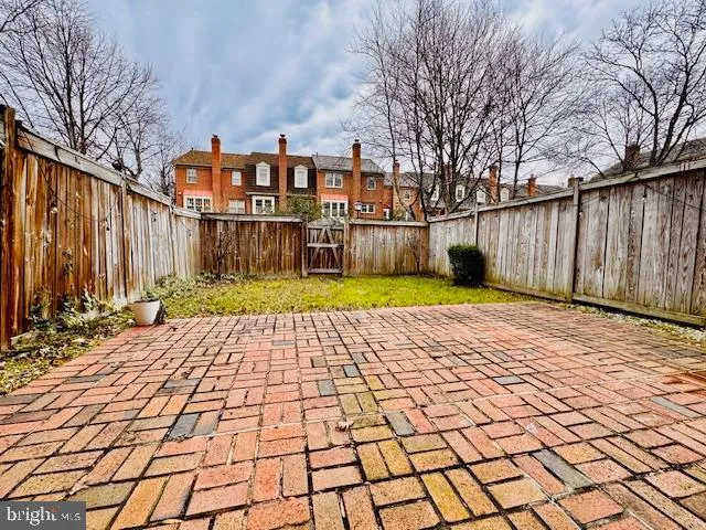 $3,900 | 5139 Woodmire Lane, Alexandria, VA 22311