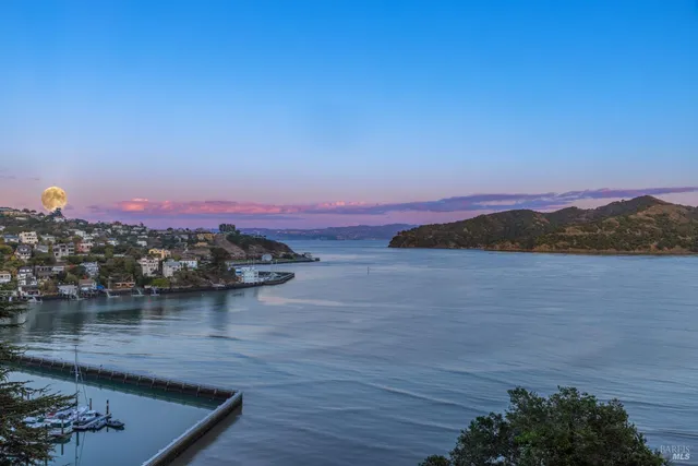 $4,395,000 | 266 Bayview Avenue, Belvedere, CA 94920