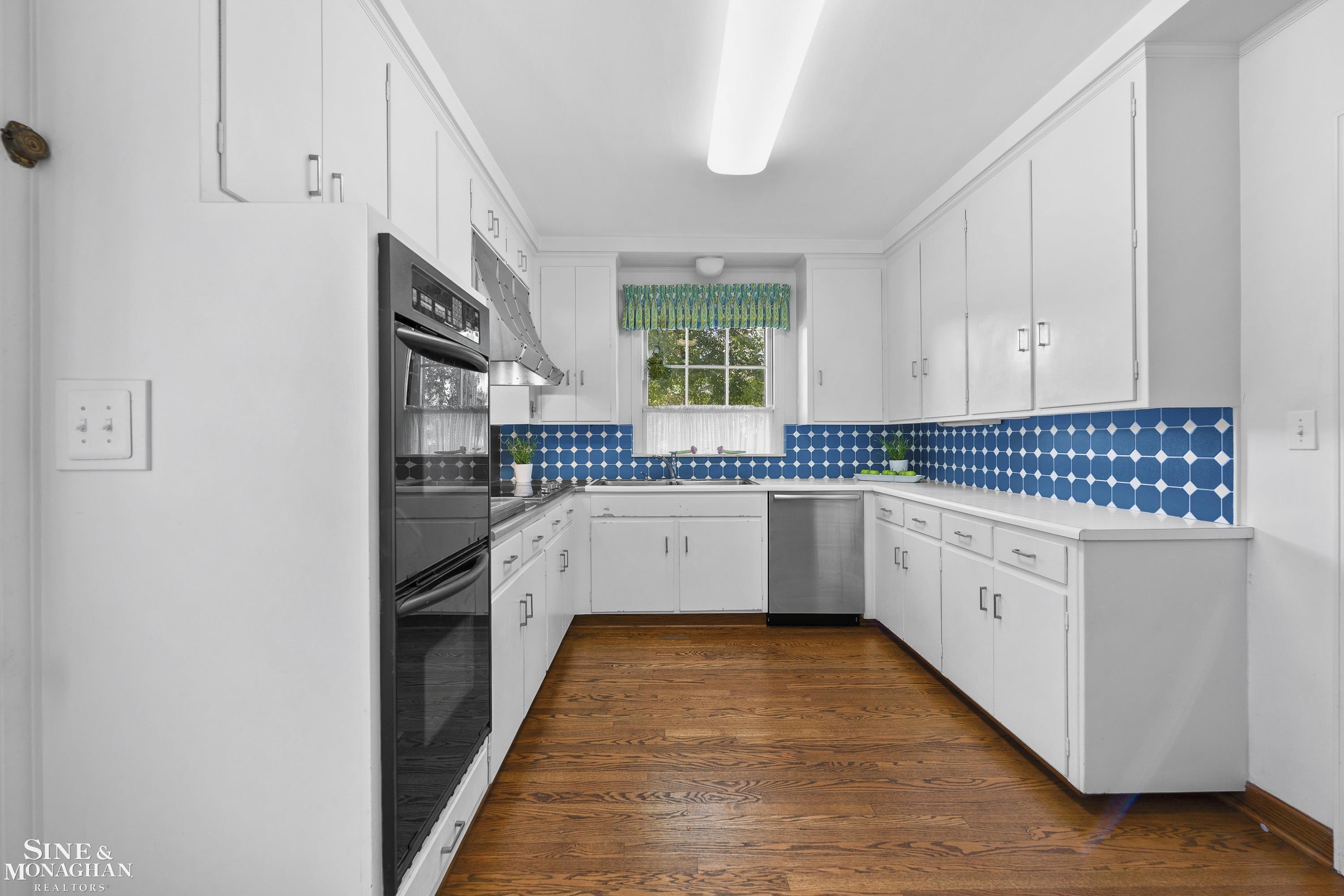 204 Cloverly Road Grosse Pointe Farms, MI 48236 - Photo 13 of 61