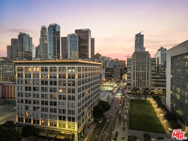 $1,388,000 | 108 West 2nd Street, Unit 1006, Los Angeles, CA 90012