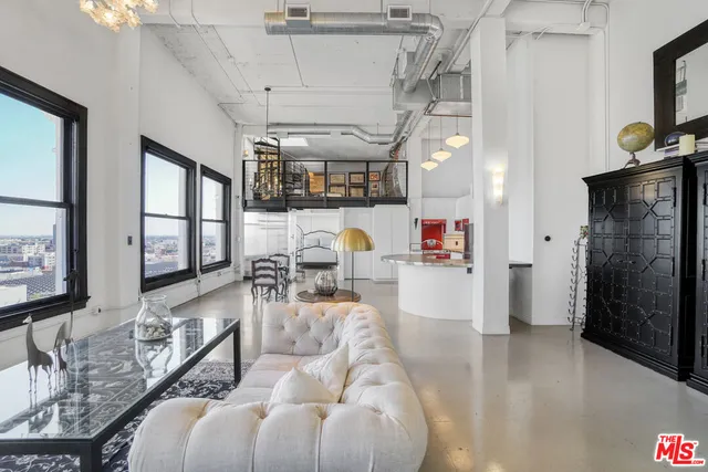 $1,388,000 | 108 West 2nd Street, Unit 1006, Los Angeles, CA 90012