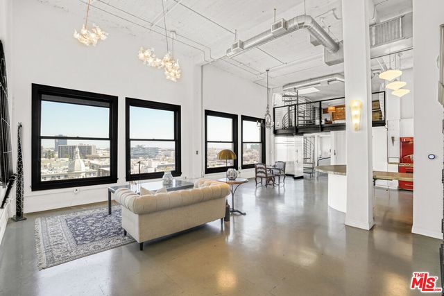 $1,388,000 | 108 West 2nd Street, Unit 1006, Los Angeles, CA 90012