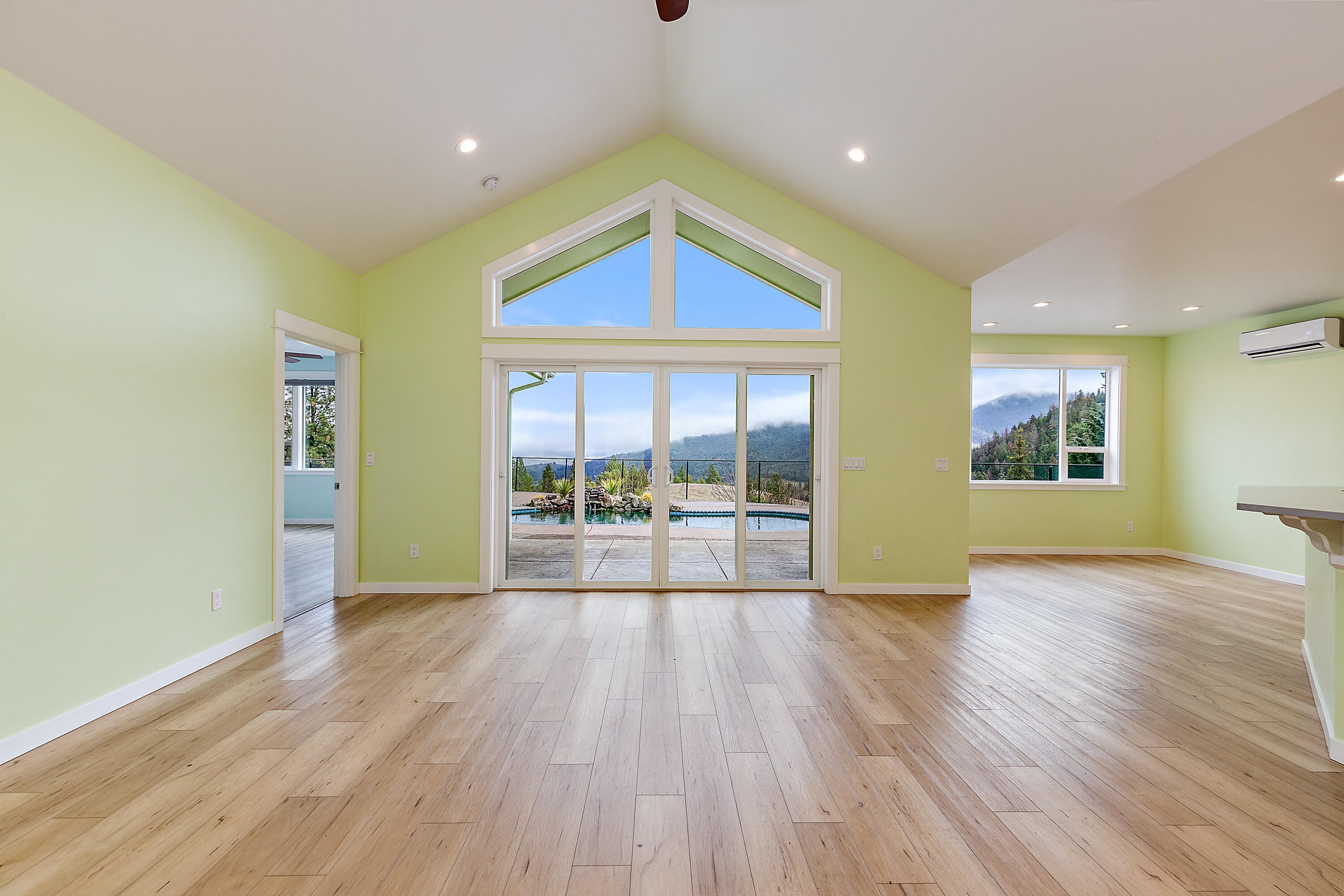 485 Hummingbird Lane Talent, OR 97540 - Photo 18 of 51 ApexHL(22)