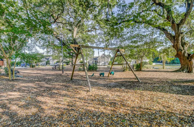 $540,000 | 1129 River Bay Lane, Charleston, SC 29492