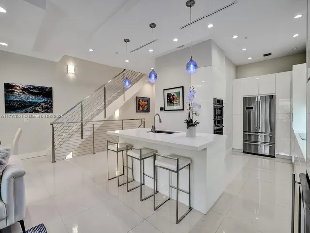 $1,699,000 | 207 Northeast 13th Avenue, Unit 207, Fort Lauderdale, FL 33301