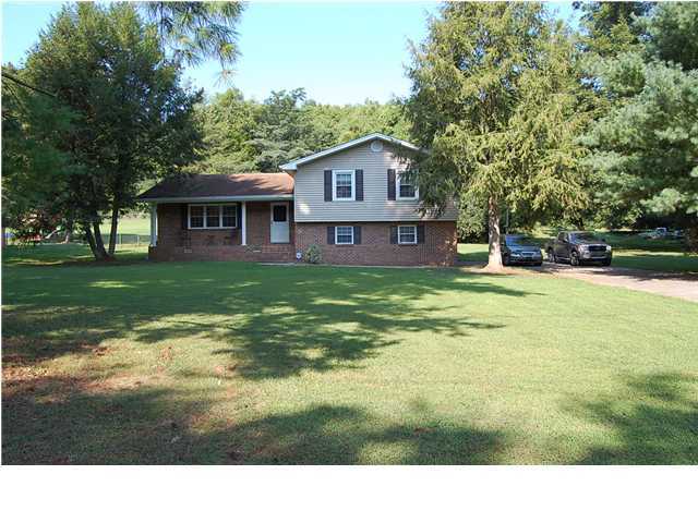 8131 Snow Hill Road Ooltewah, TN 37363 - Photo 1 of 12 Primary Photo
