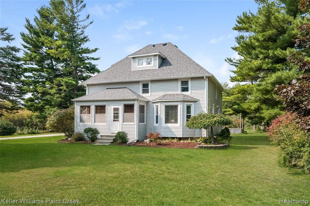 2448 Husak Road Standish, MI 48658 - Photo 3 of 48