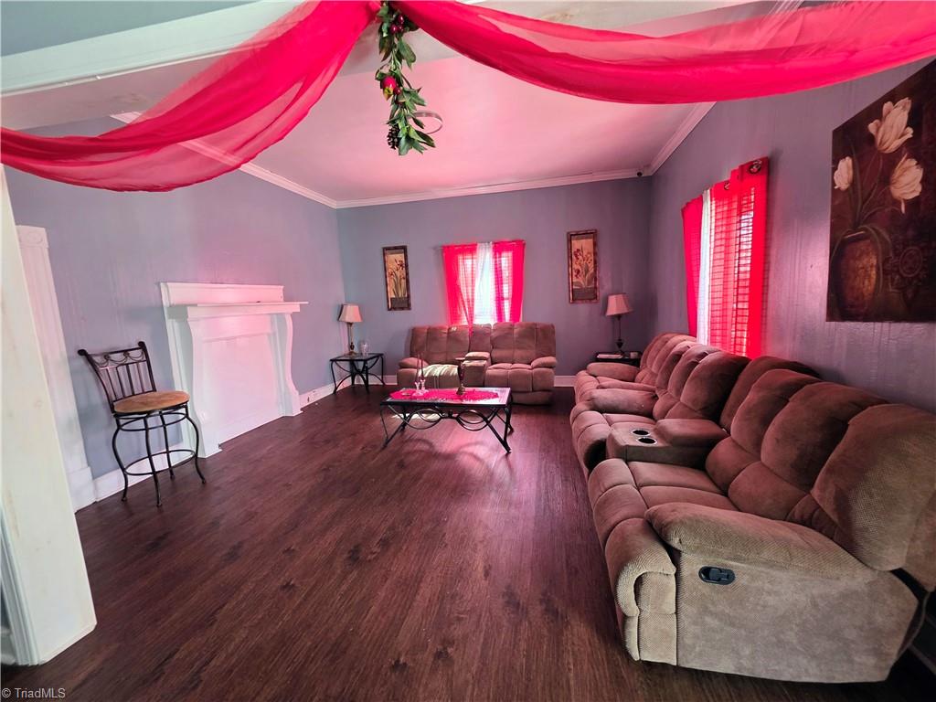 515 Cable Street High Point, NC 27260 - Photo 2 of 11