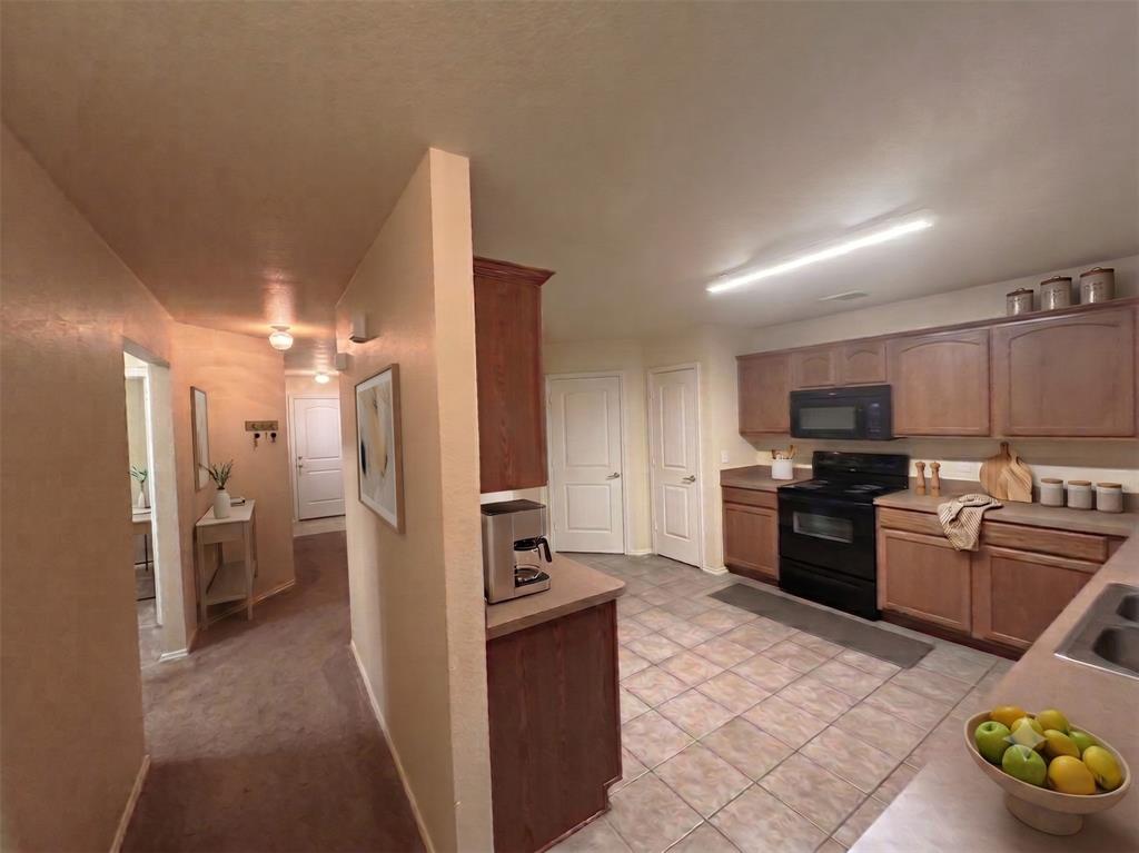 2006 Times Road Heartland, TX 75126 - Photo 4 of 17 Kitchen-all photos virtually staged