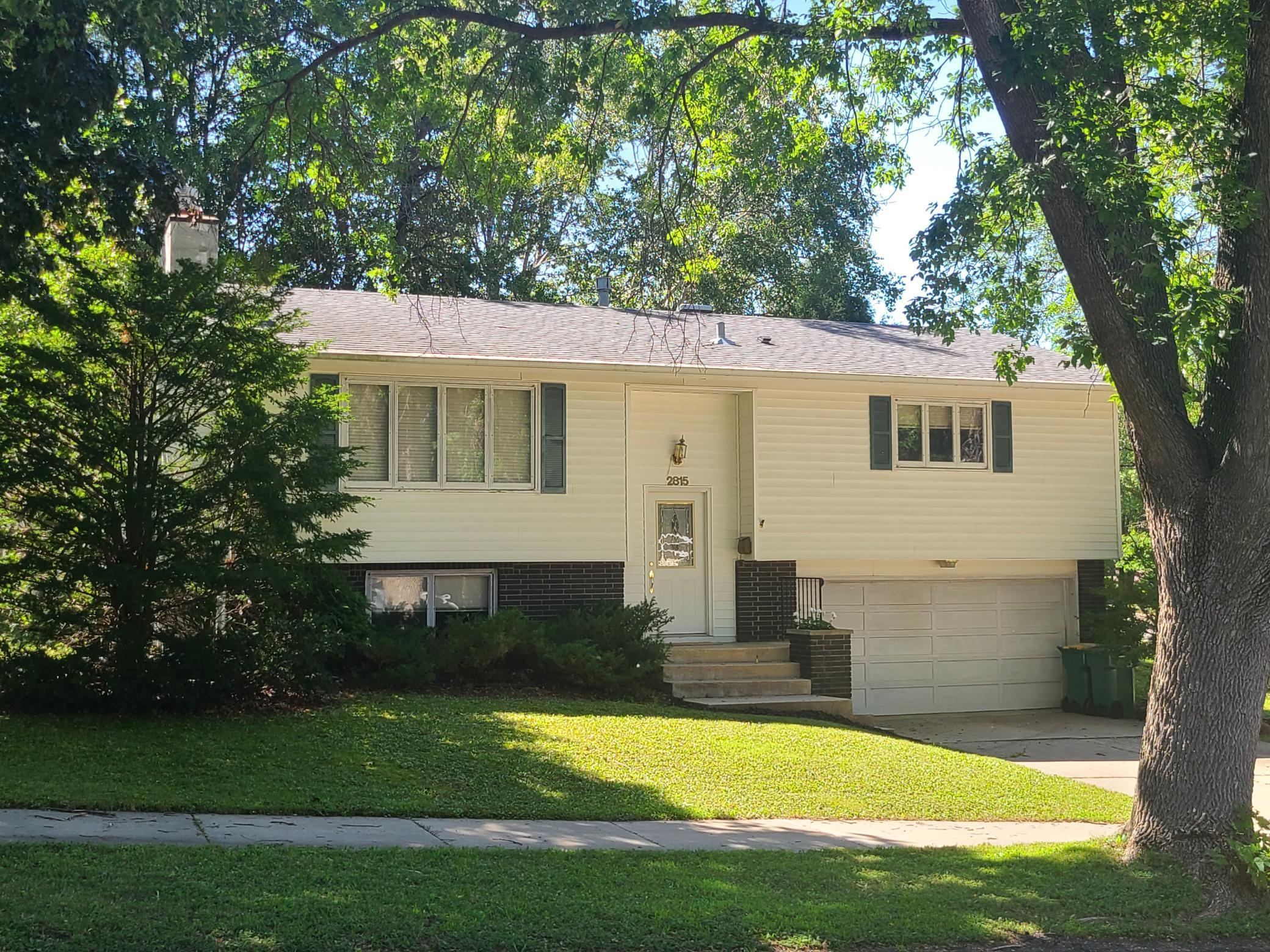 2815 9th Avenue Northwest Rochester, MN 55901 - Photo 1 of 1