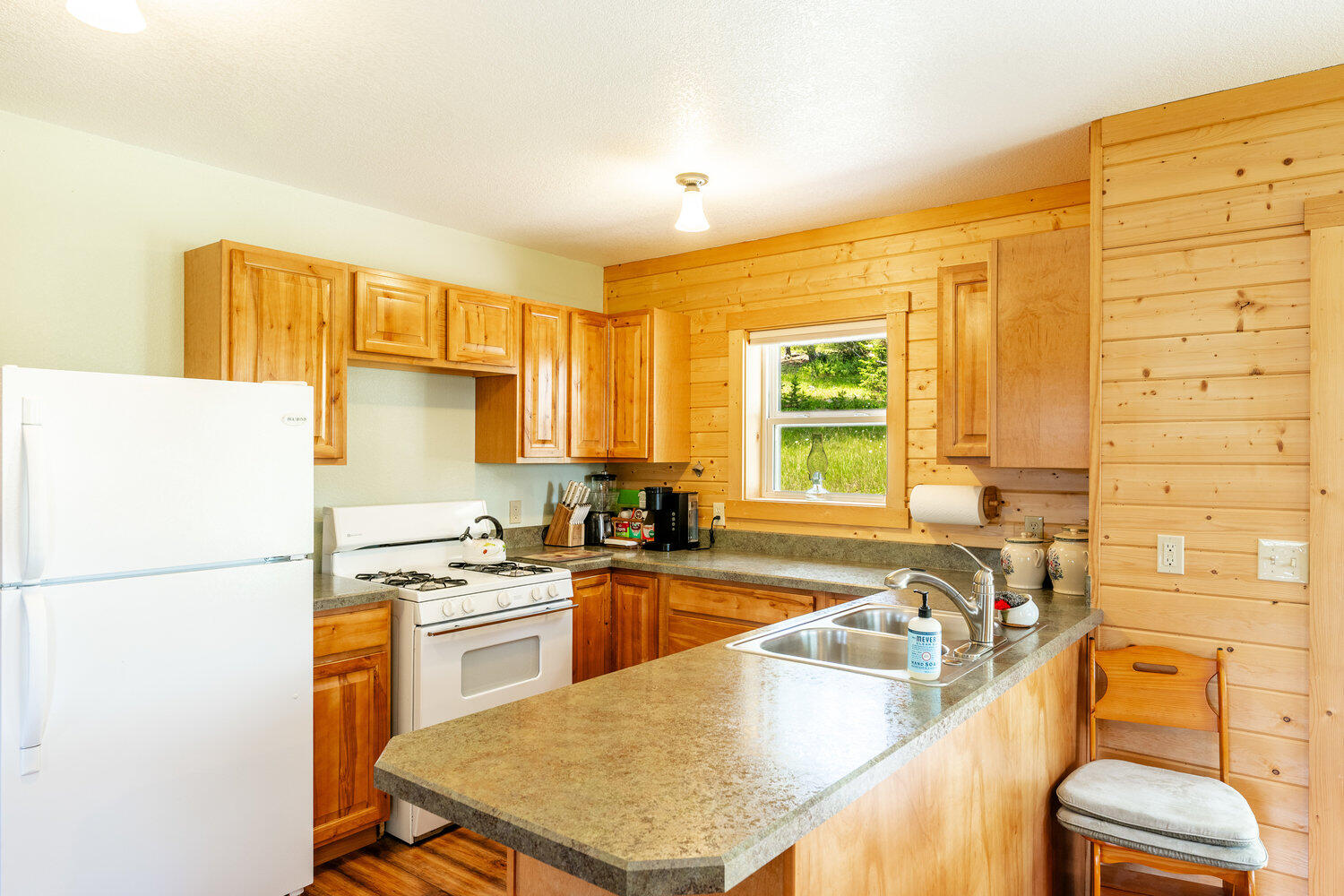 596 Billy Creek Road Buffalo, WY 82834 - Photo 12 of 51 9