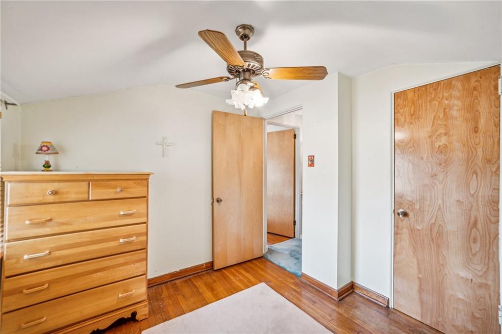 960 Roland Road Pittsburgh, PA 15221 - Photo 12 of 20 Gallery Image 12