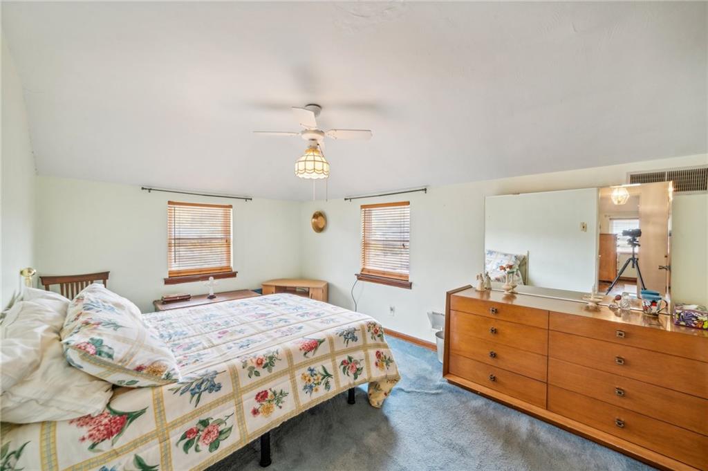 960 Roland Road Pittsburgh, PA 15221 - Photo 13 of 20 Gallery Image 13