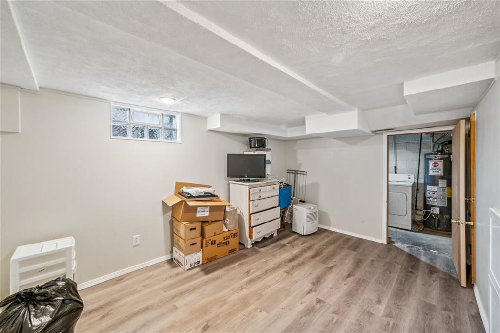 960 Roland Road Pittsburgh, PA 15221 - Photo 16 of 20 Gallery Image 16