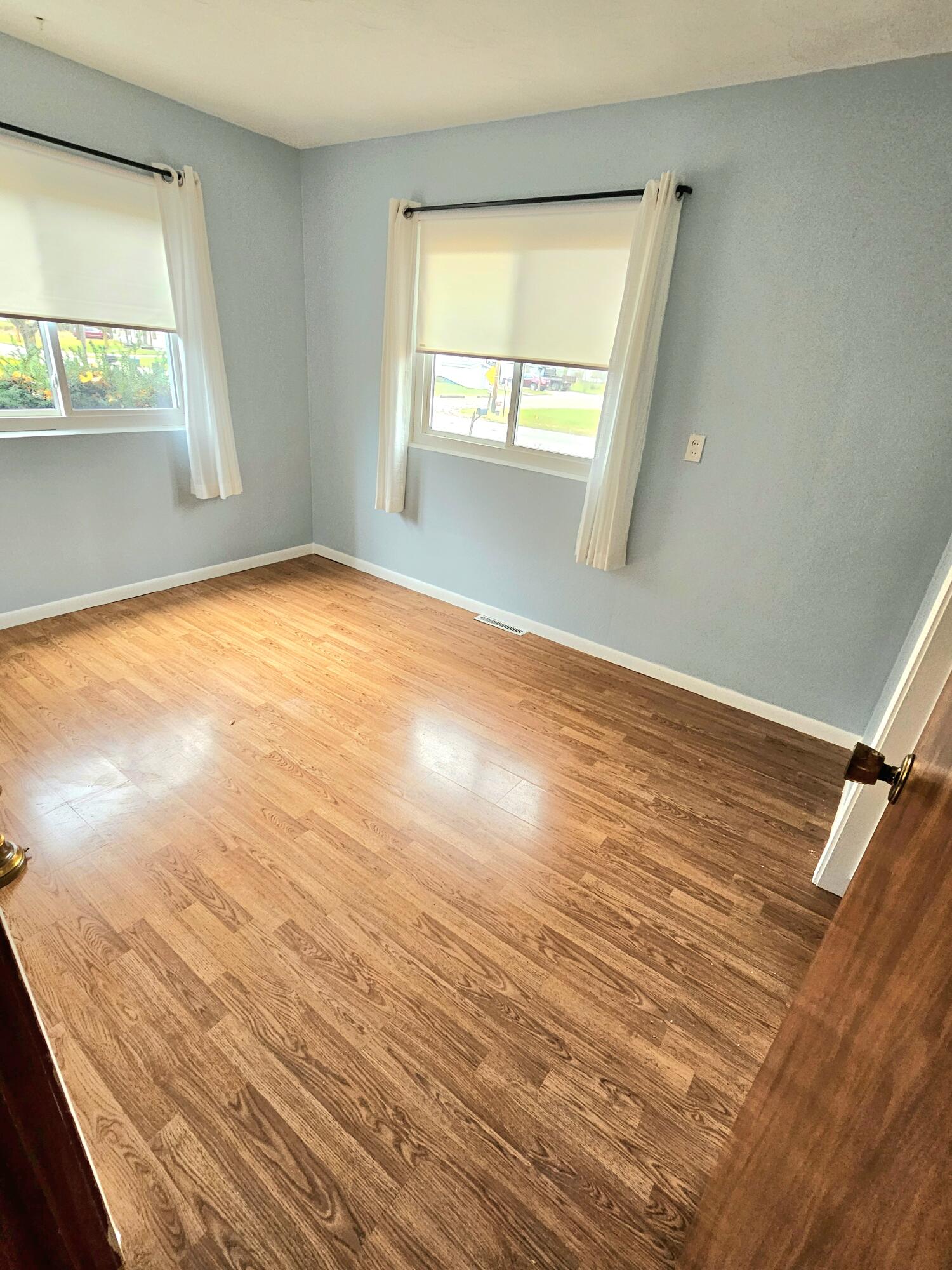 1005 South Constantine Street Three Rivers, MI 49093 - Photo 19 of 26 20241116_124319
