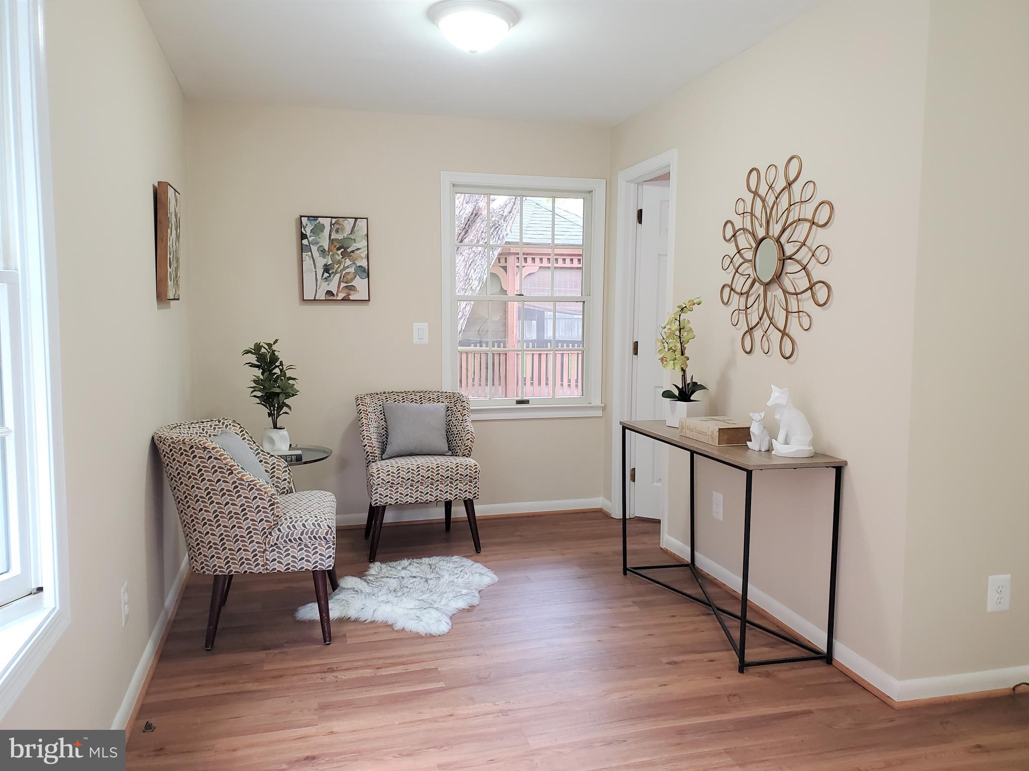 10013 Raynor Road Silver Spring, MD 20901 - Photo 19 of 61 Primary Bedroom Sitting Room