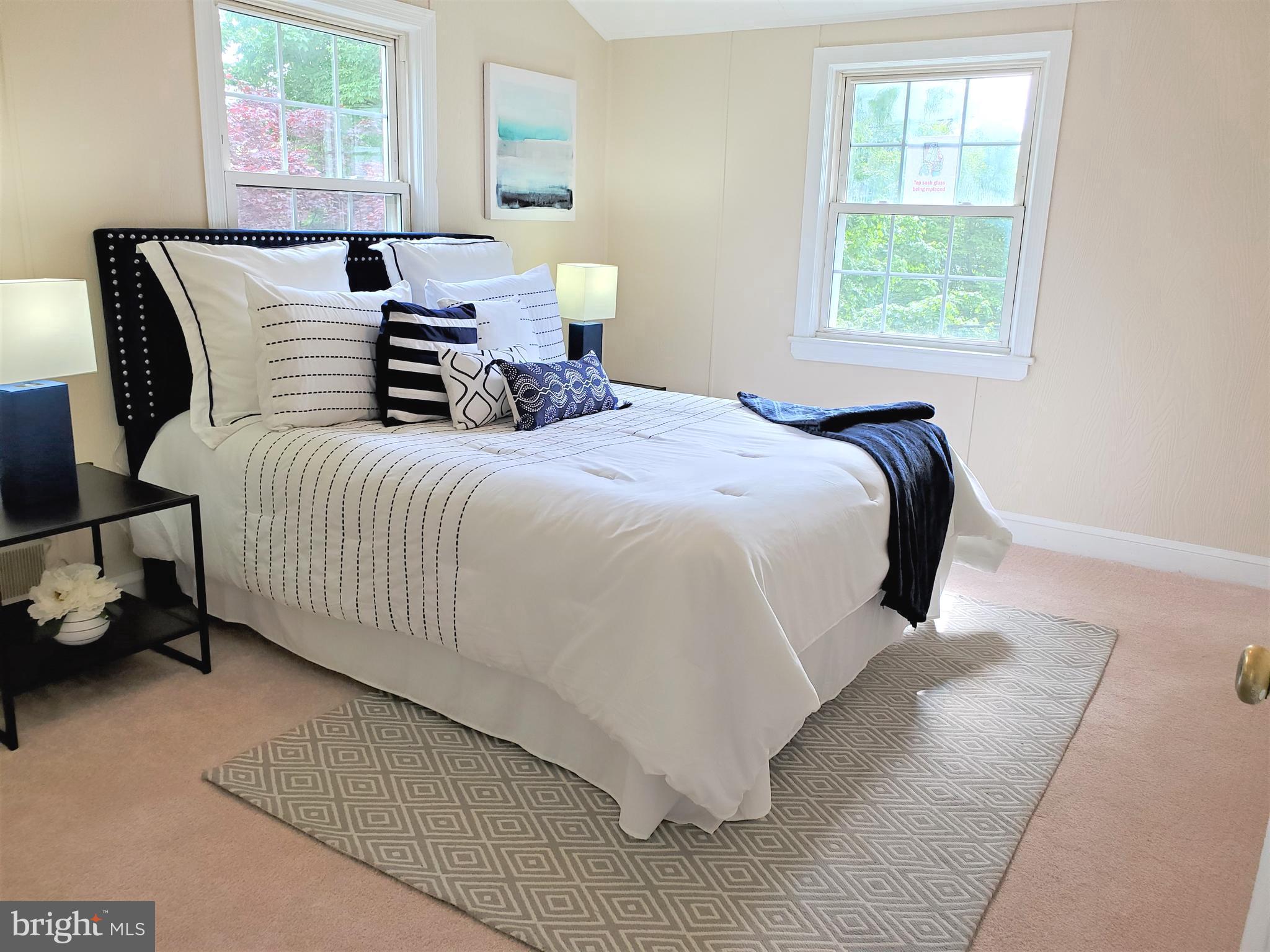 10013 Raynor Road Silver Spring, MD 20901 - Photo 28 of 61 Upper level Bedroom 2 new carpet