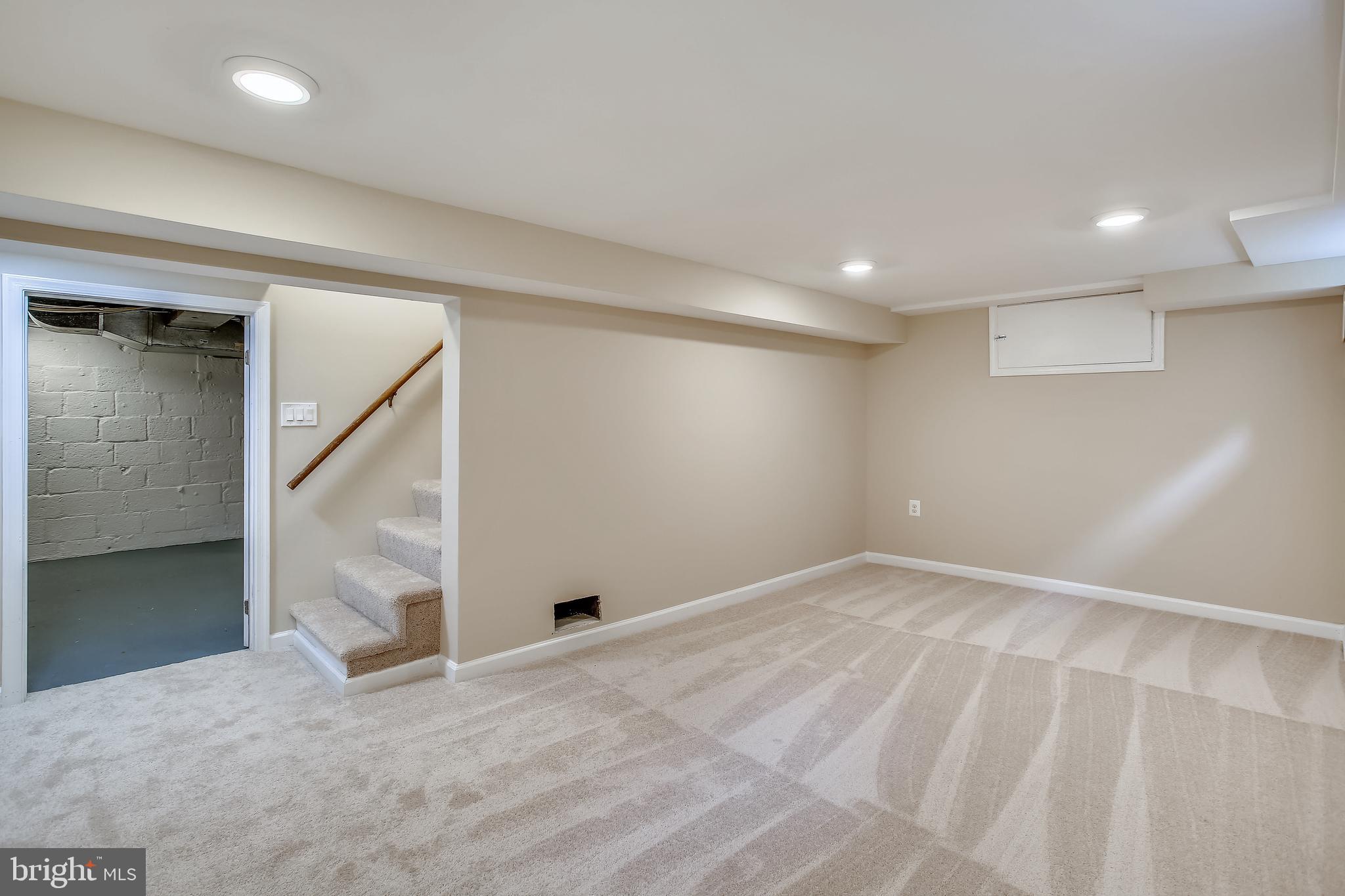 10013 Raynor Road Silver Spring, MD 20901 - Photo 33 of 61 Spacious Lower level Rec Room with new carpet
