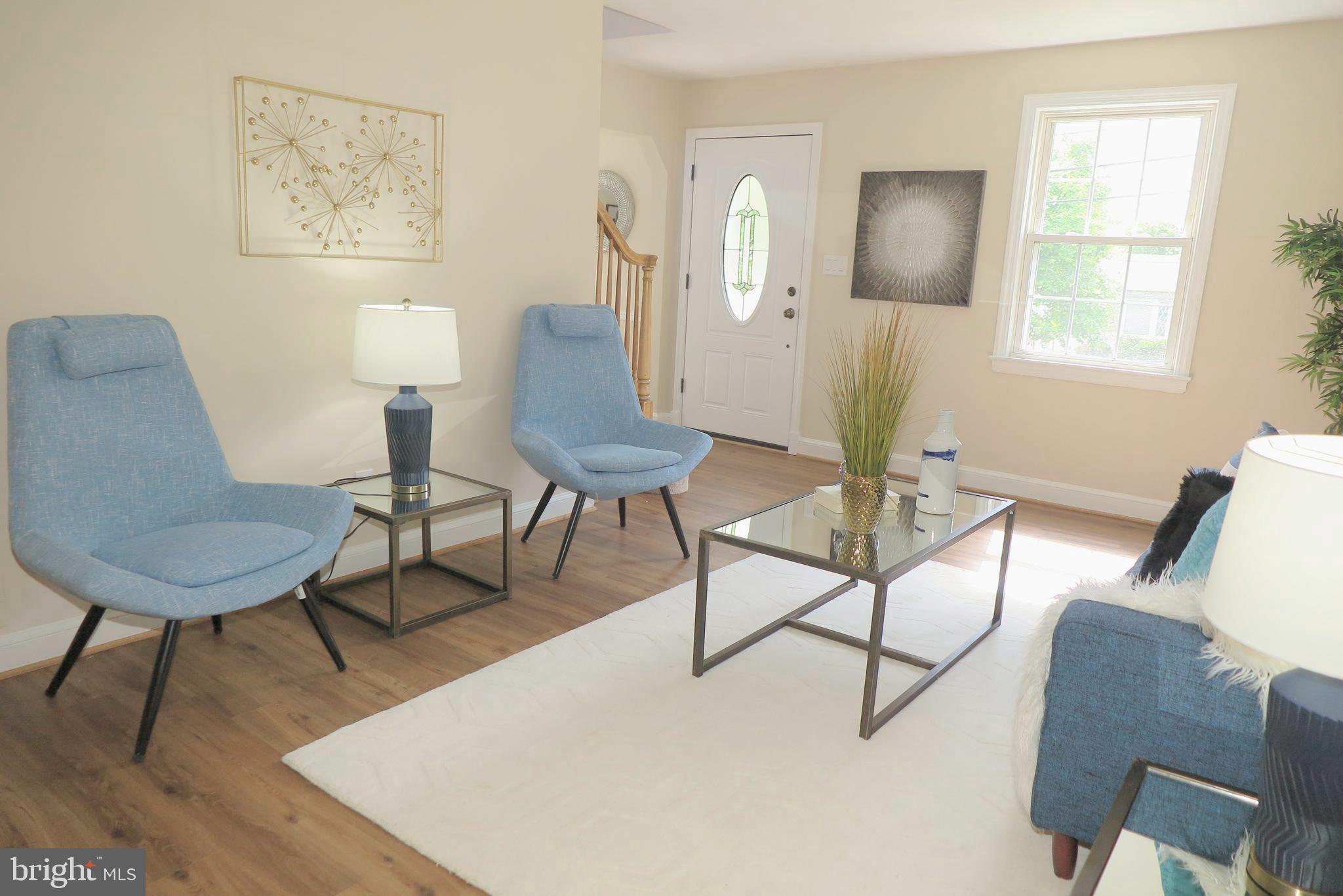 10013 Raynor Road Silver Spring, MD 20901 - Photo 5 of 61 Living Room view 2