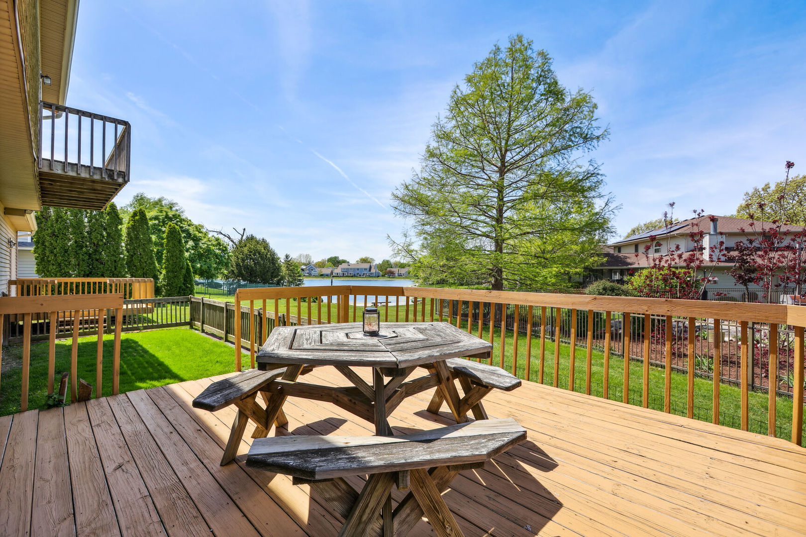 2203 Edgewater Place Champaign, IL 61822 - Photo 32 of 35 a view of a deck patio and outdoor seating