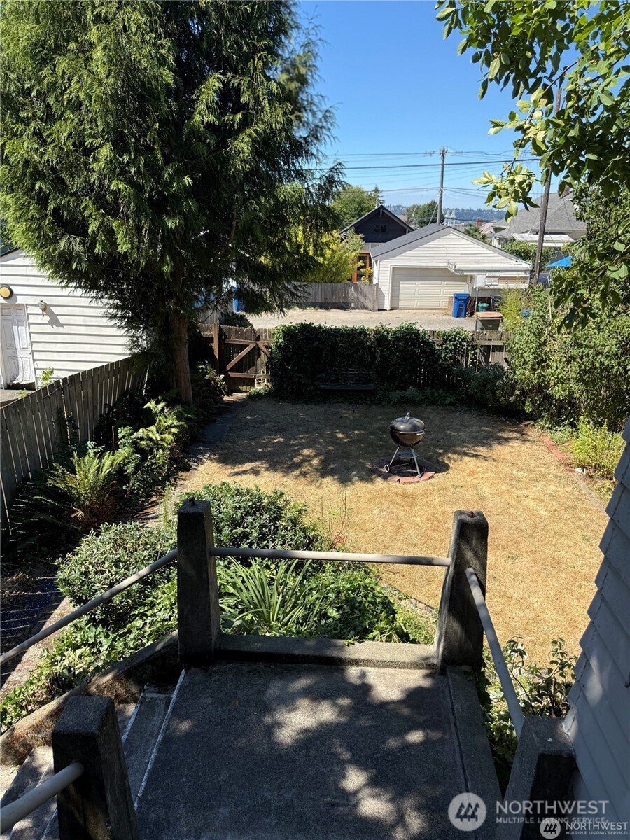 3117 15th Avenue South Seattle, WA 98144 - Photo 13 of 35