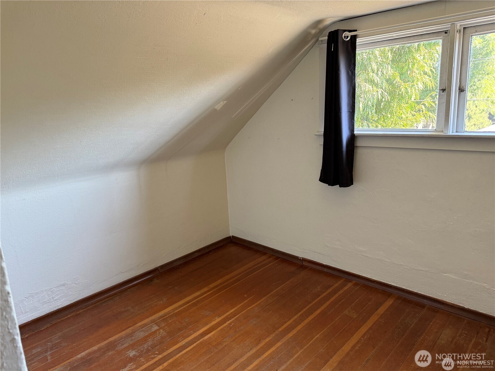 3117 15th Avenue South Seattle, WA 98144 - Photo 16 of 35