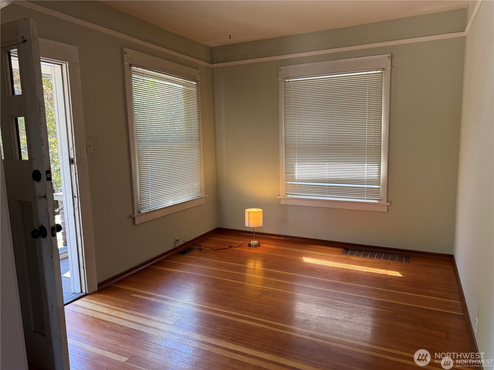 3117 15th Avenue South Seattle, WA 98144 - Photo 26 of 35