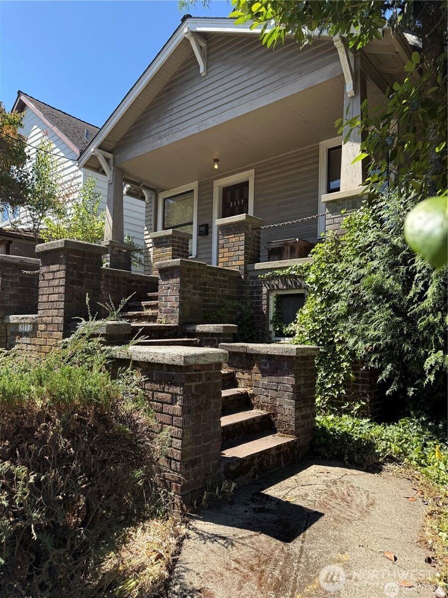 3117 15th Avenue South Seattle, WA 98144 - Photo 4 of 35