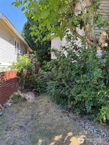 $680,000 | 3117 15th Avenue South, Seattle, WA 98144