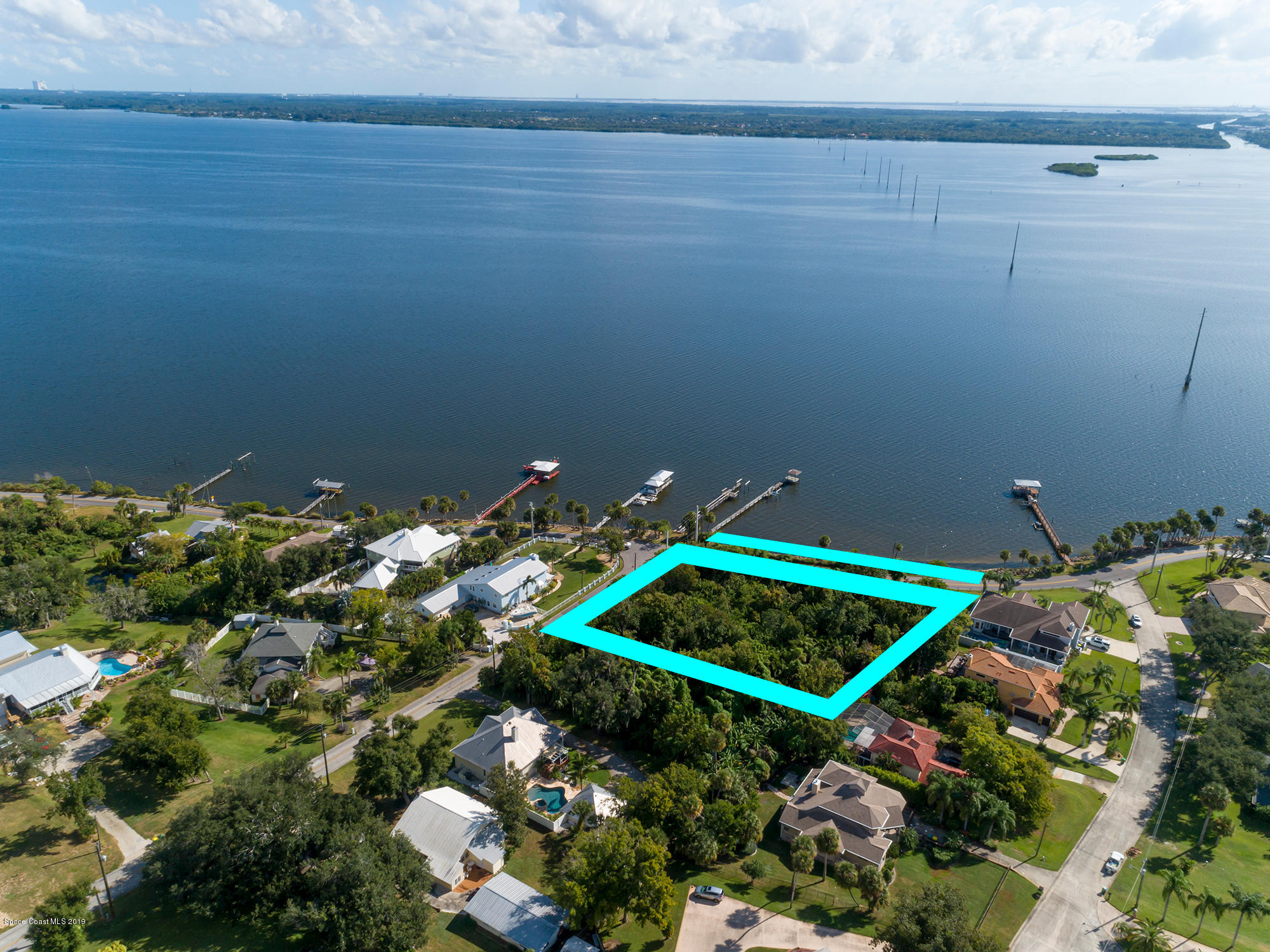 105 City Point Road Cocoa, FL 32926 - Photo 2 of 5 105 City Point Road