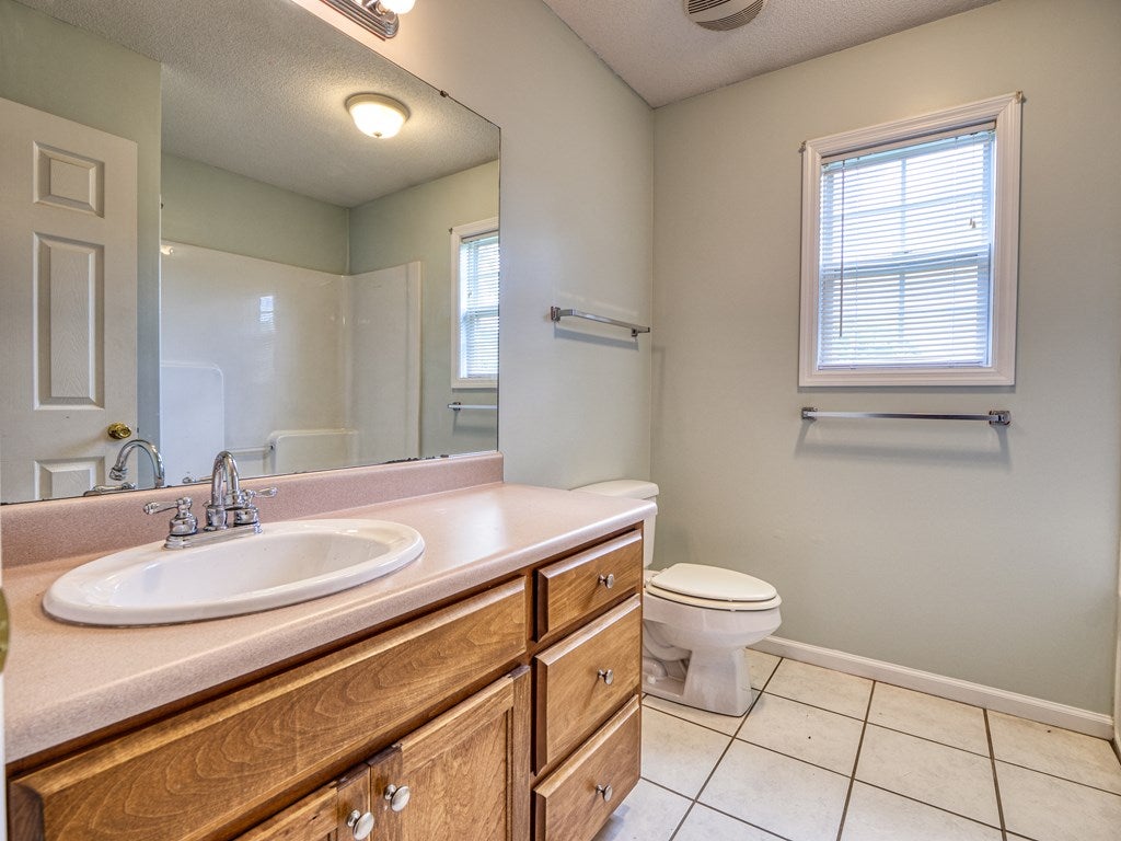 3933 Cutter Point Valdosta, GA 31605 - Photo 19 of 32 Gallery Image 19