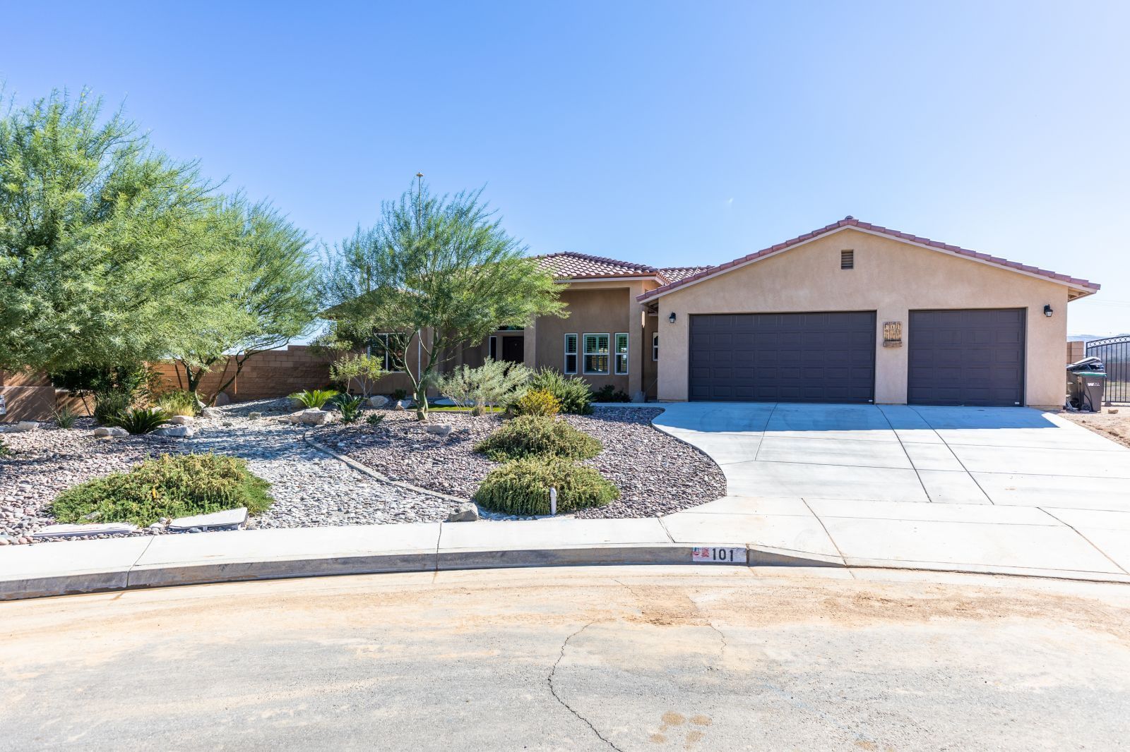 101 Rancho Del Cerro Ridgecrest, CA 93555 - Photo 5 of 39