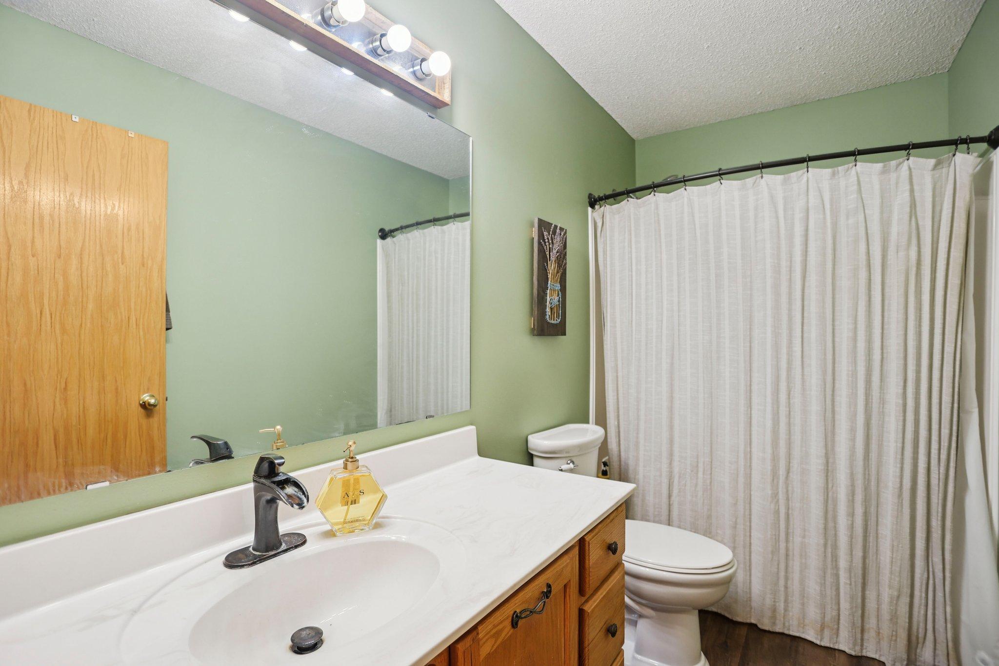 415 Johnson Parkway Hammond, WI 54015 - Photo 18 of 34