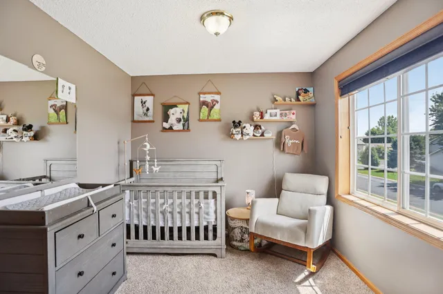 $310,000 | 415 Johnson Parkway, Hammond, WI 54015