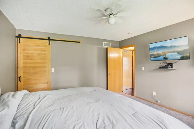 $310,000 | 415 Johnson Parkway, Hammond, WI 54015