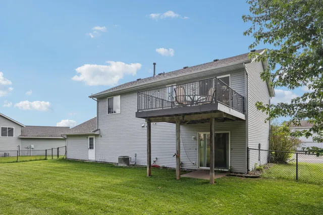 $310,000 | 415 Johnson Parkway, Hammond, WI 54015