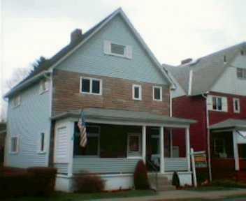 215 Riverside Drive Freeport, PA 16229 - Photo 2 of 5 Gallery Image 2