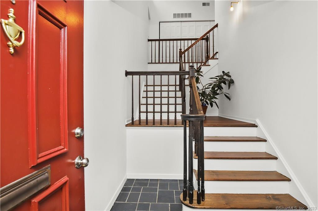 85 Ledgebrook Drive, Unit 85 Norwalk, CT 06854 - Photo 1 of 1