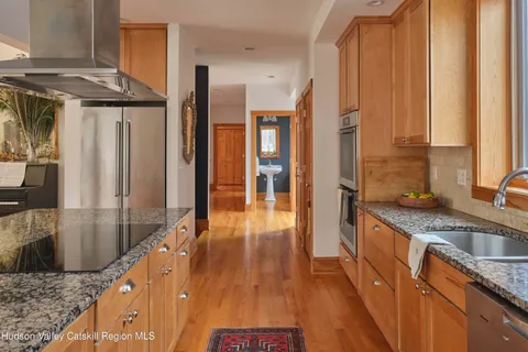 $1,595,000 | 592 Swartekill Road, New Paltz, NY 12561