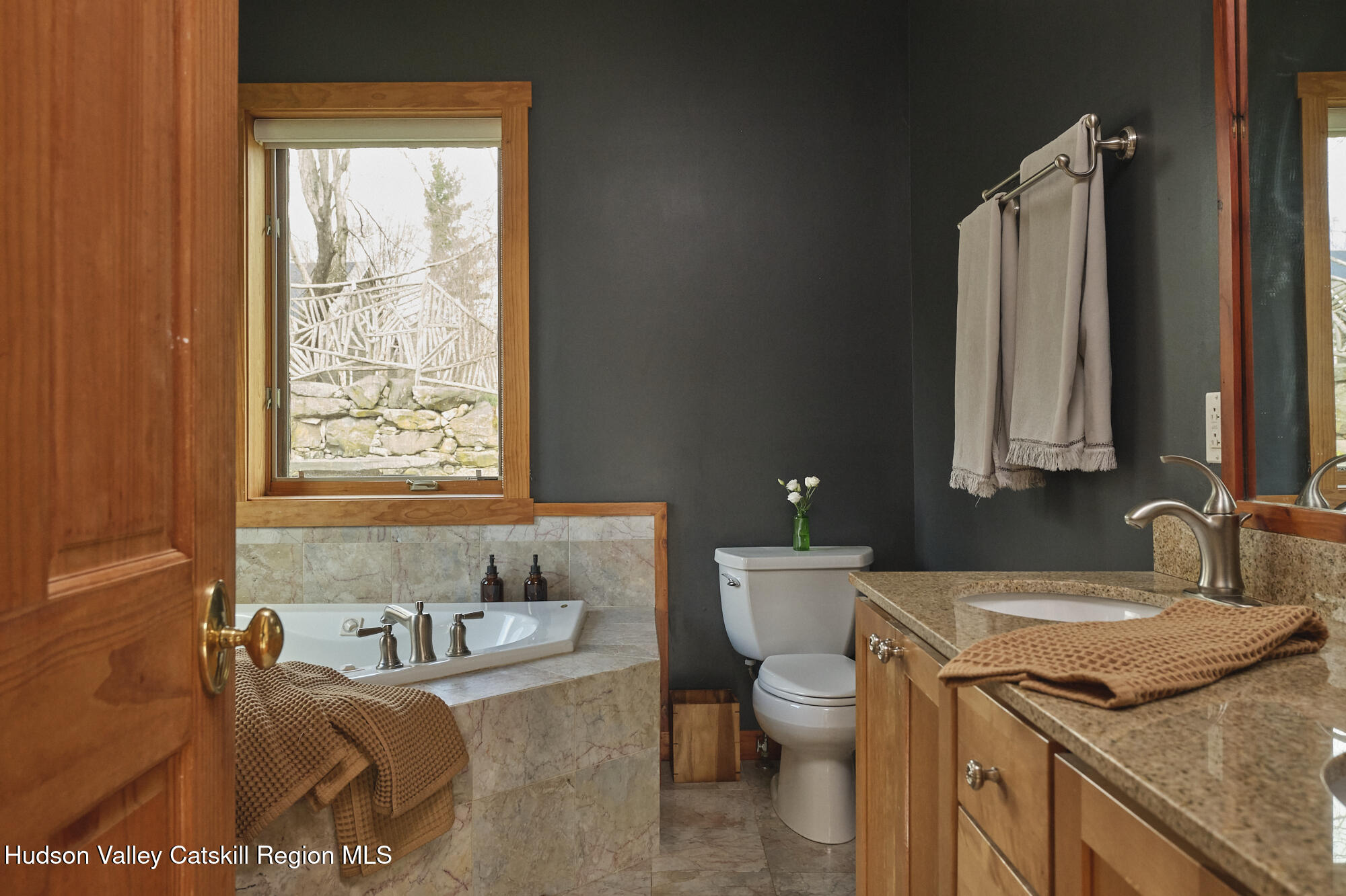 592 Swartekill Road New Paltz, NY 12561 - Photo 19 of 48 __17